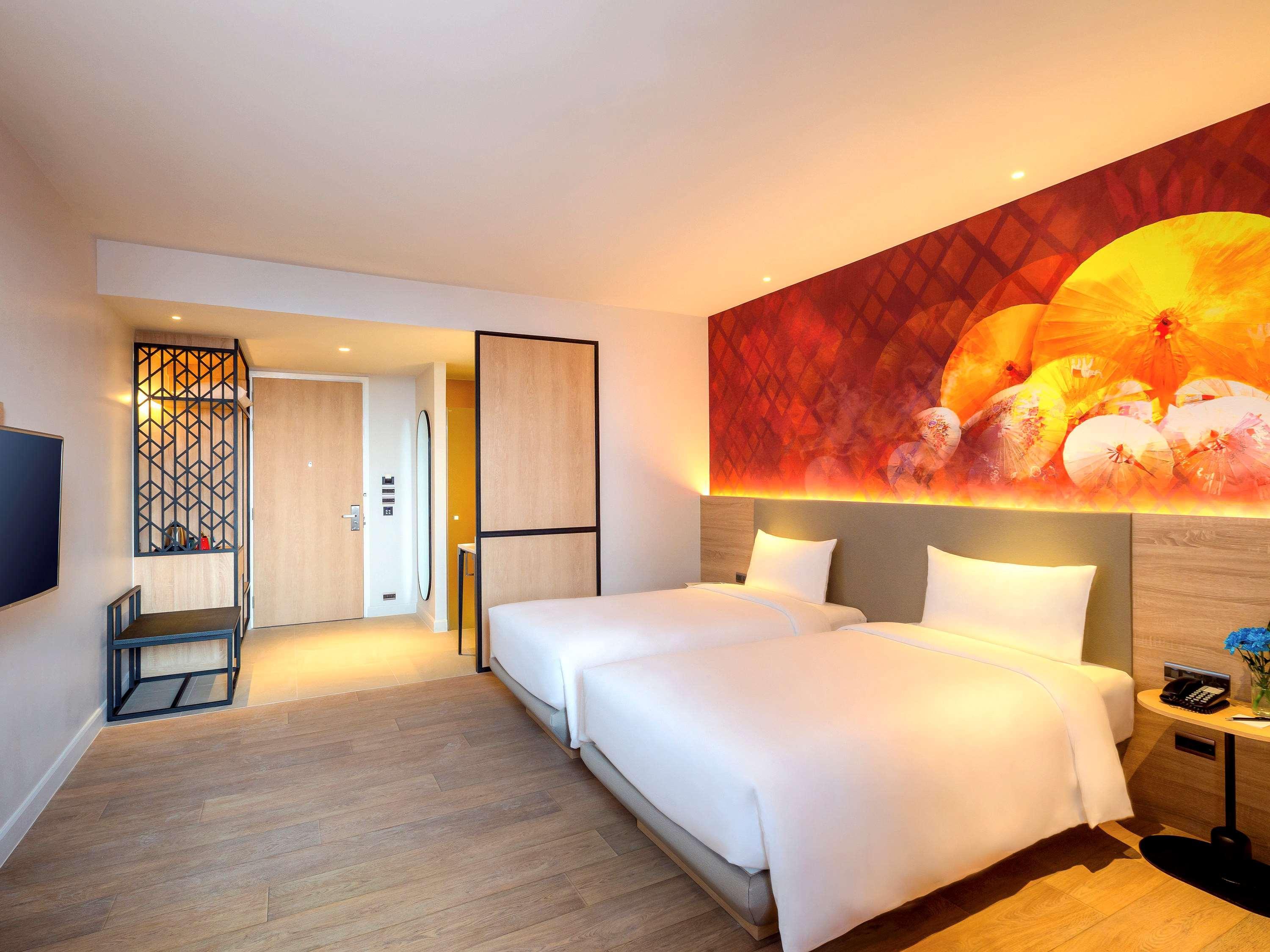 Ibis Styles Bangkok Ratchada Hotel Exterior foto