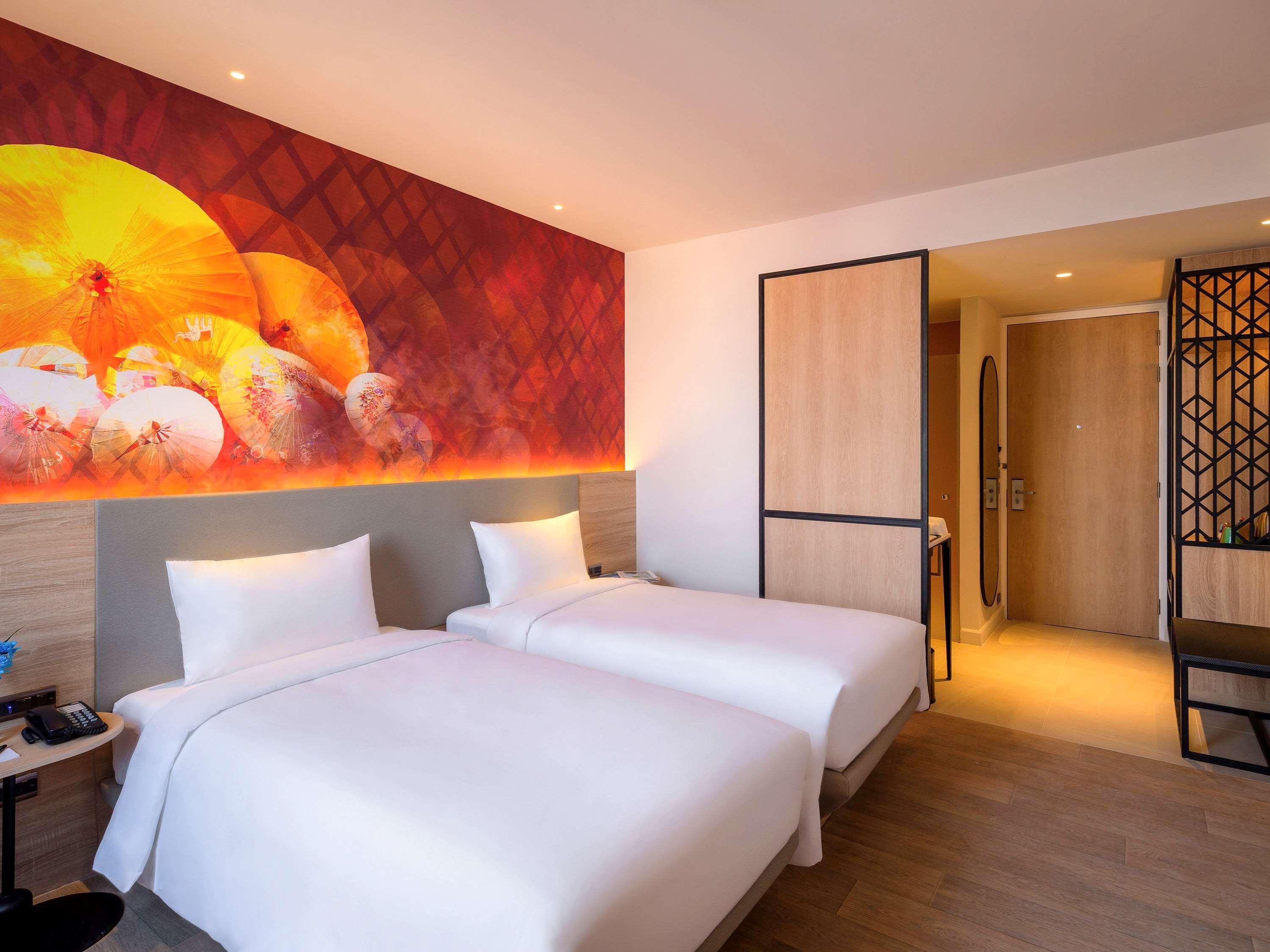 Ibis Styles Bangkok Ratchada Hotel Exterior foto