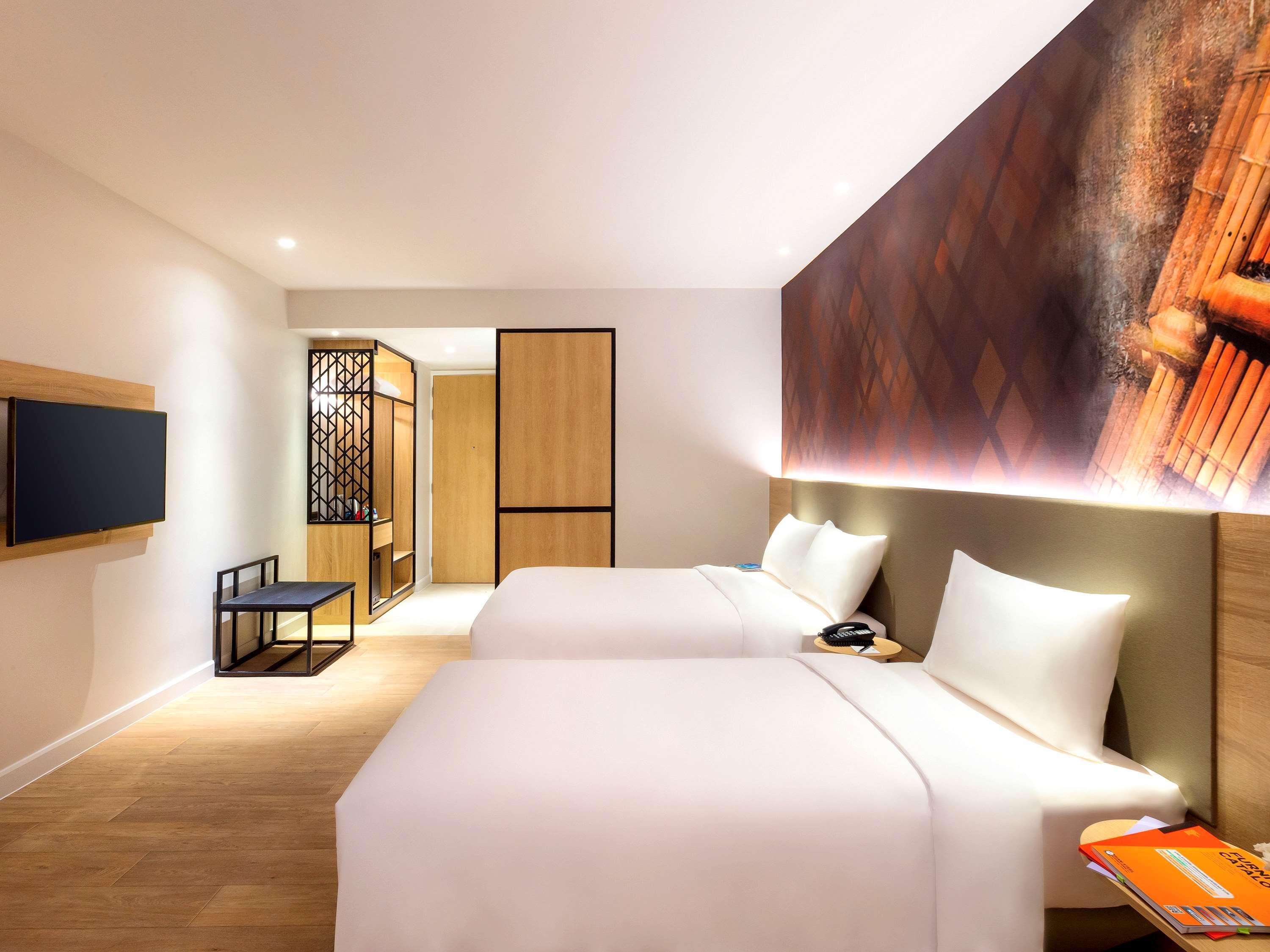Ibis Styles Bangkok Ratchada Hotel Exterior foto