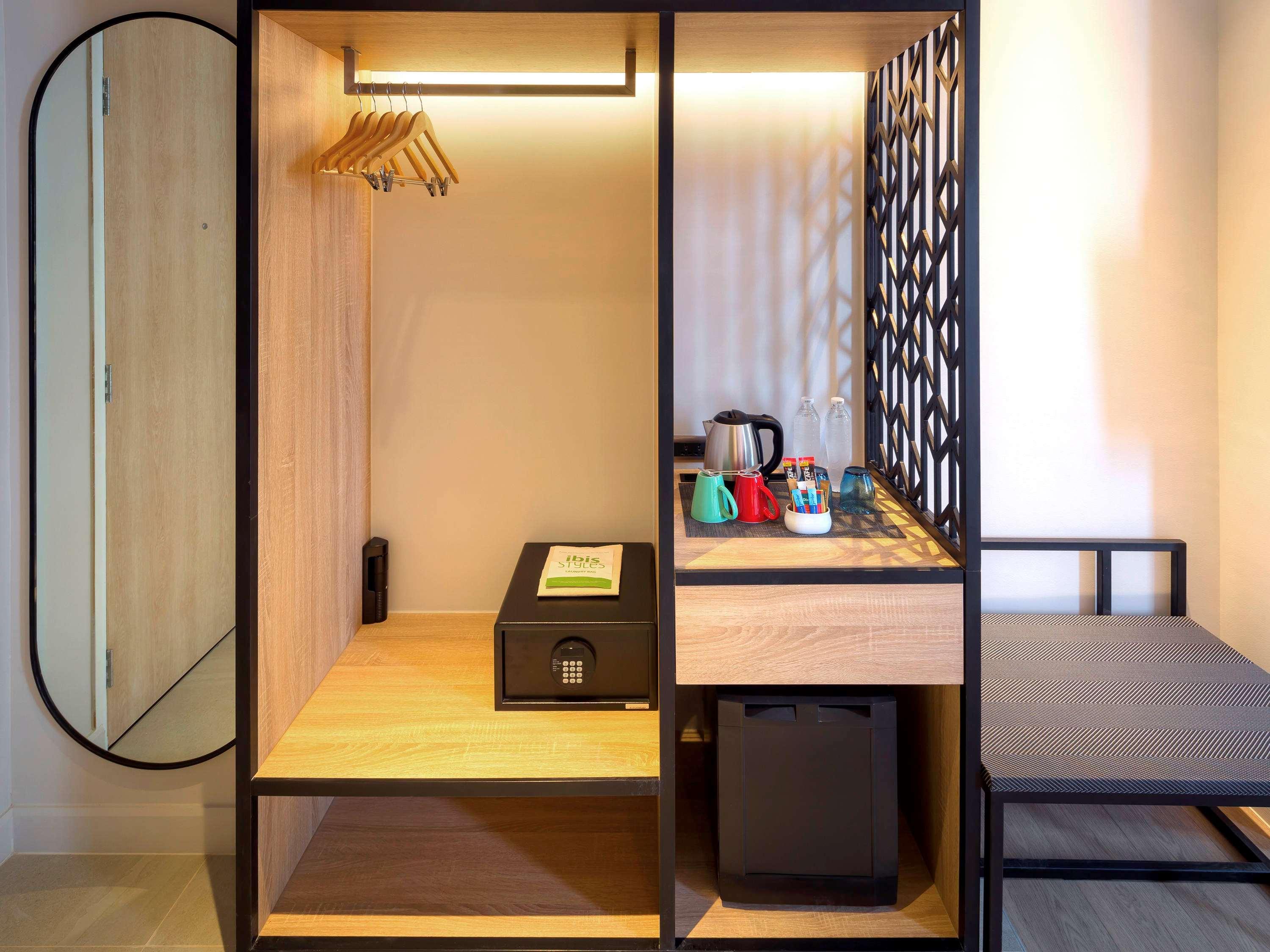 Ibis Styles Bangkok Ratchada Hotel Exterior foto