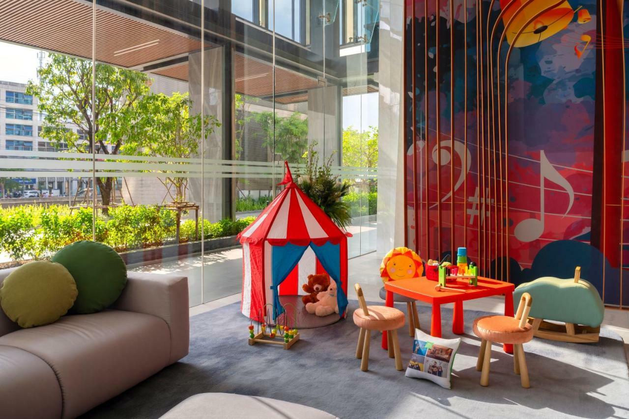 Ibis Styles Bangkok Ratchada Hotel Exterior foto