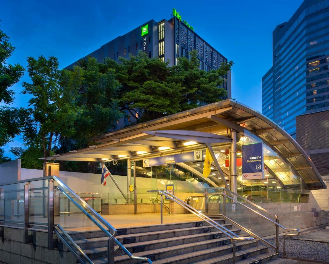Ibis Styles Bangkok Ratchada Hotel Exterior foto